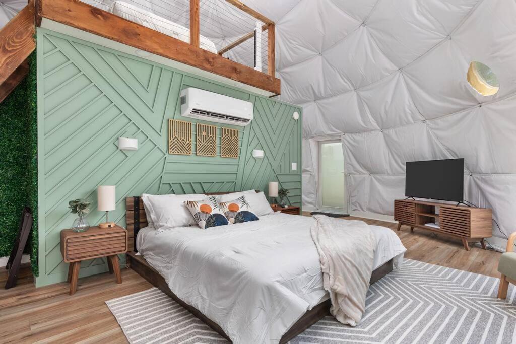 Dream Dome - Romantic Getaway, Hot Tub, Ac, Wifi, National Park 8 Min Лурей Екстер'єр фото